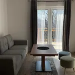 Dwupoziomowe Leszczyna Apartment