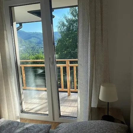 Appartement Dwupoziomowe Leszczyna *