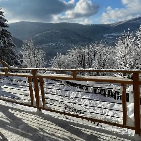 Dwupoziomowe Leszczyna Appartement *