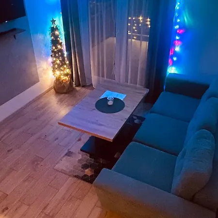 شقة Dwupoziomowe Leszczyna