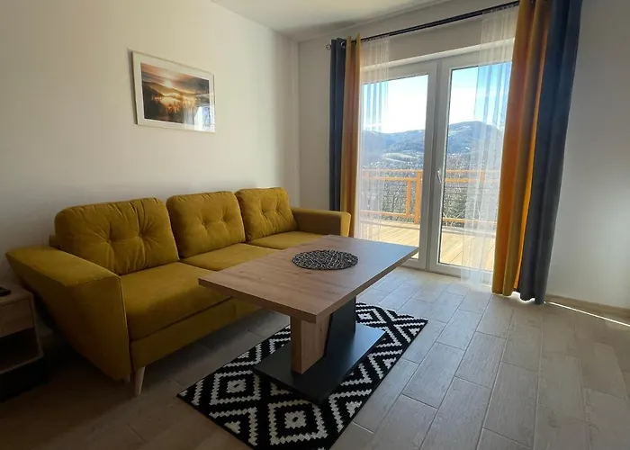 Dwupoziomowe Leszczyna Apartment *