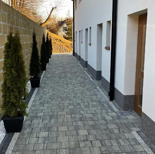 Dwupoziomowe Leszczyna Apartmán