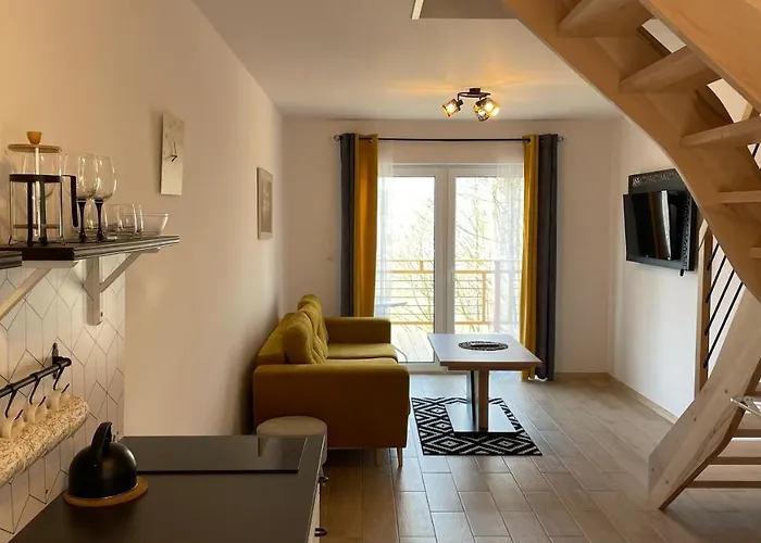 Dwupoziomowe Leszczyna Apartmán